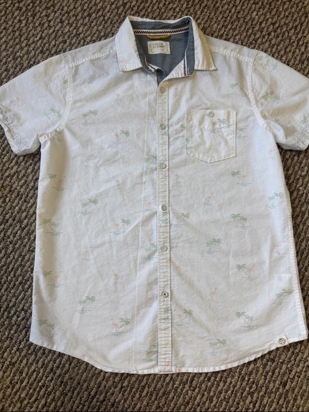 Free Planet White Short-Sleeve Button-Up with Green Palm Pink Flamingo Print